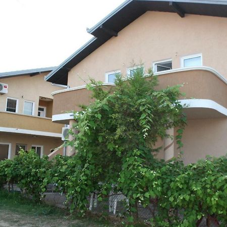Apartments Emerald Ulcinj Ngoại thất bức ảnh