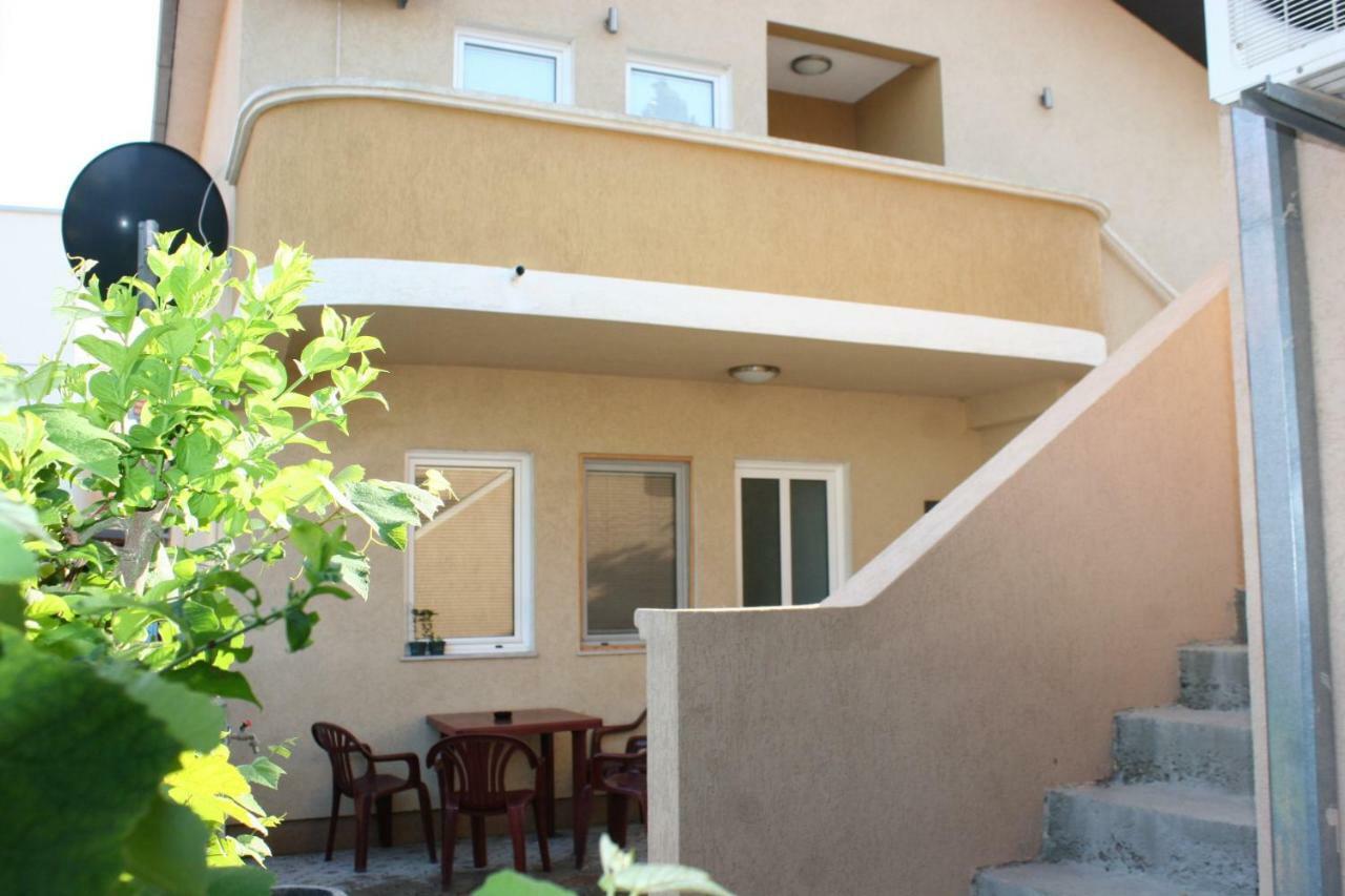 Apartments Emerald Ulcinj Ngoại thất bức ảnh