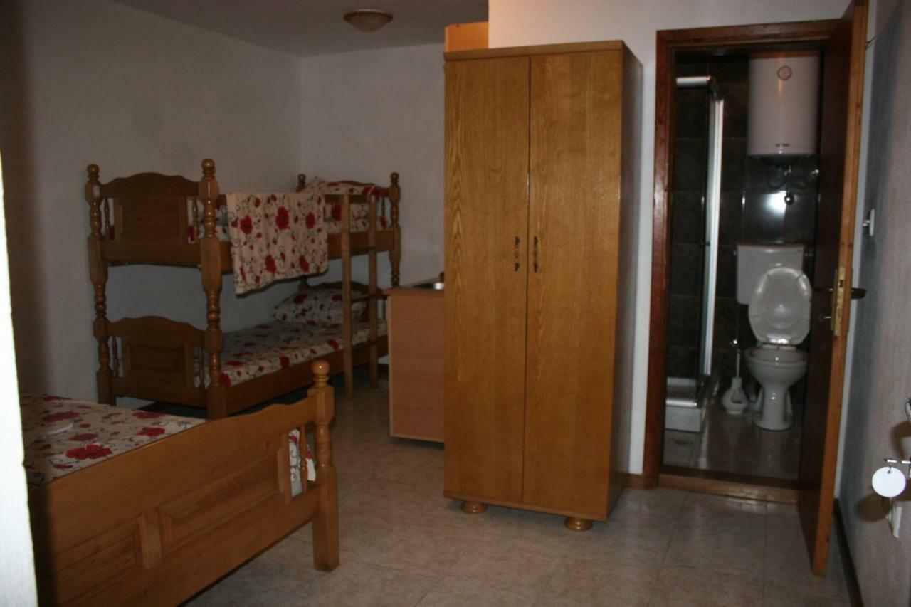 Apartments Emerald Ulcinj Ngoại thất bức ảnh